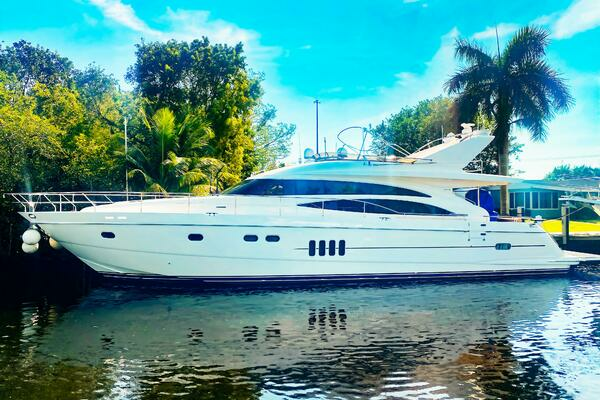 Picture Of: 2006 Viking Princess Sport Cruiser Grand Cru