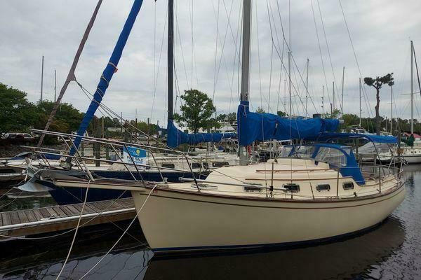 Picture Of: 1985 Island Packet  Slainte