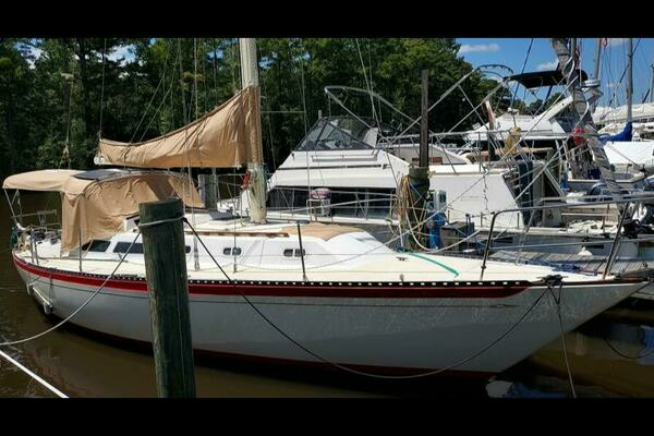 Picture Of: 1977 Islander 36 Windancer