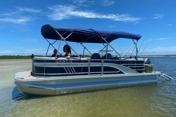 Picture Of: 2022 Bennington 22LSR 