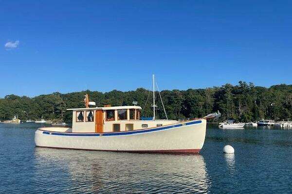 Picture Of: 2020 Gamage Low Profile Sedan Cruiser Elygance