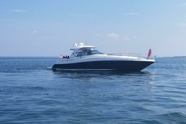 Picture Of: 2006 Sea Ray 52 Sundancer Daddy's Money
