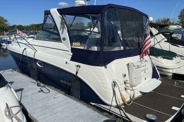 Picture Of: 2006 Rinker Express Cruiser HAPPY OURS