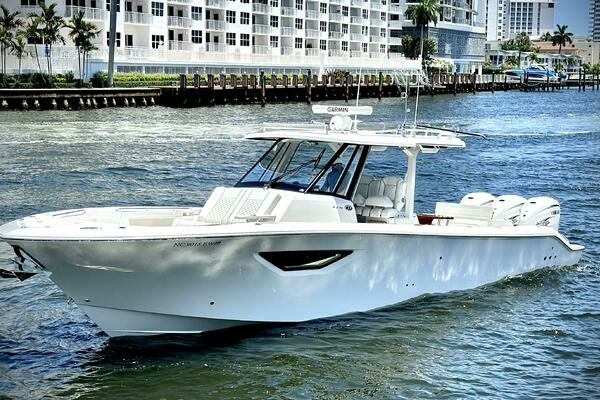 Picture Of: 2022 Pursuit 378 