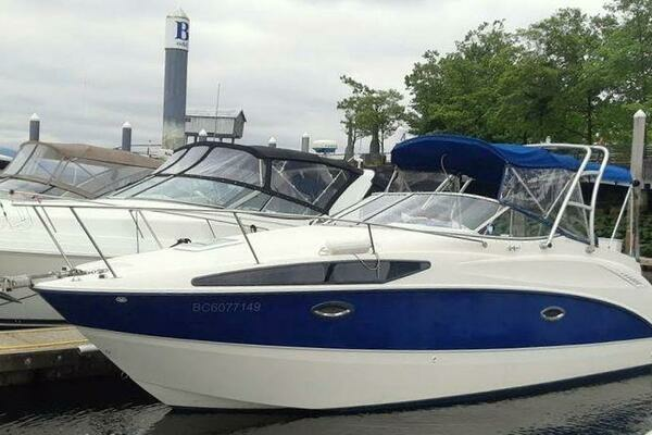 Picture Of: 2007 Bayliner 265 
