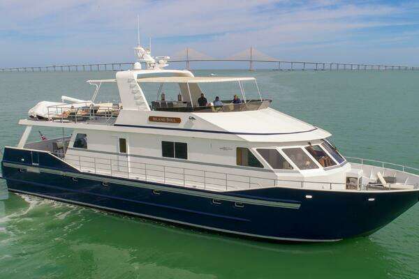 Picture Of: 2009 Custom Flybridge Motoryacht Island Soul