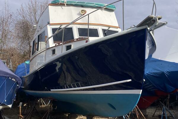 Picture Of: 1984 Duffy Flybridge Cruiser Postscript 