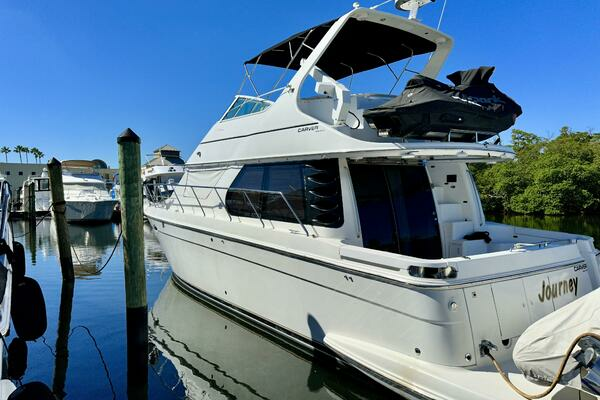 Picture Of: 1999 Carver 450 Pilothouse Journey