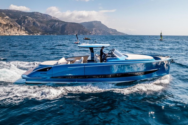 Picture Of: 2021 Solaris  CLAIR DE HUNE 2