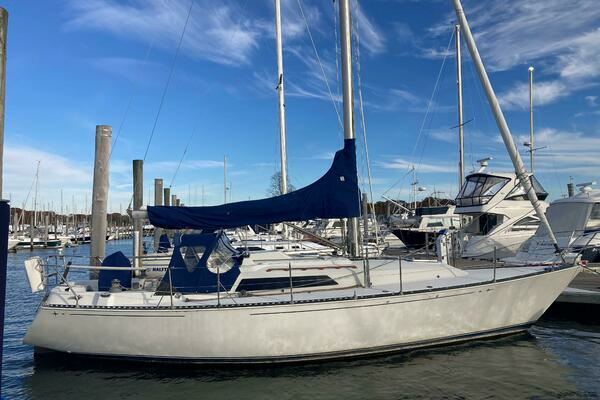 Picture Of: 1984 C&C 35 Mk III Patriot