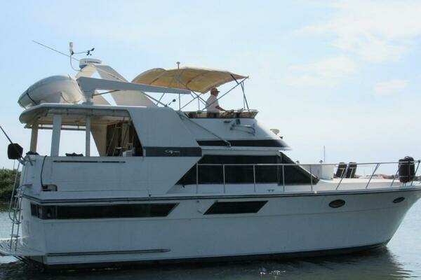 Picture Of: 1987 Californian 42 Motor Yacht California Dreamin