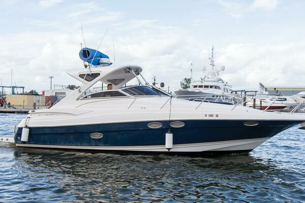 Picture Of: 2008 Regal  