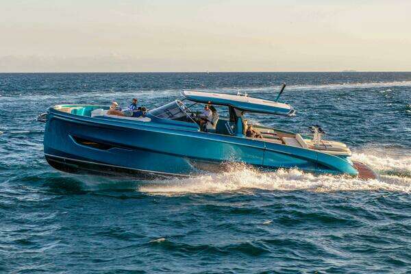 Picture Of: 2024 Solaris 52 open 