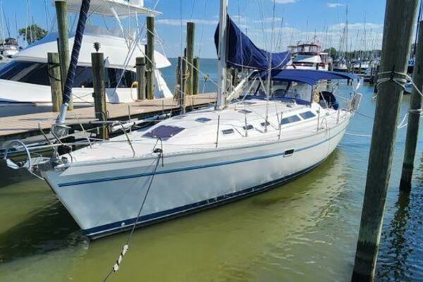 Picture Of: 1995 Catalina 400 Spray