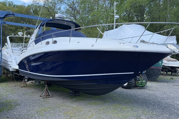 Picture Of: 2005 Sea Ray 320 Sundancer LUXE