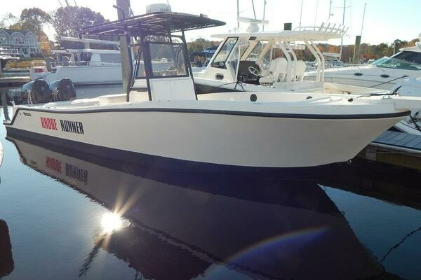 Picture Of: 1996 Mako 282 Center Console Rhode Runner