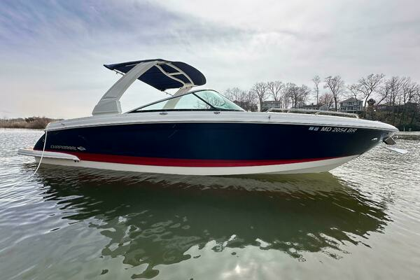 Picture Of: 2019 Chaparral 297 SSX 