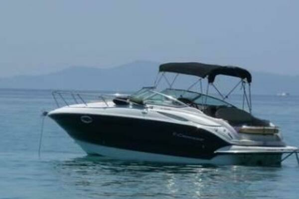 Picture Of: 2012 Crownline  
