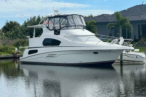 Picture Of: 2002 Silverton 39 Motor Yacht MAIN EXPRESS