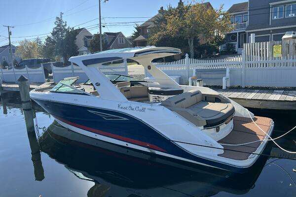 Picture Of: 2018 Sea Ray 310 SLX Knot On Call