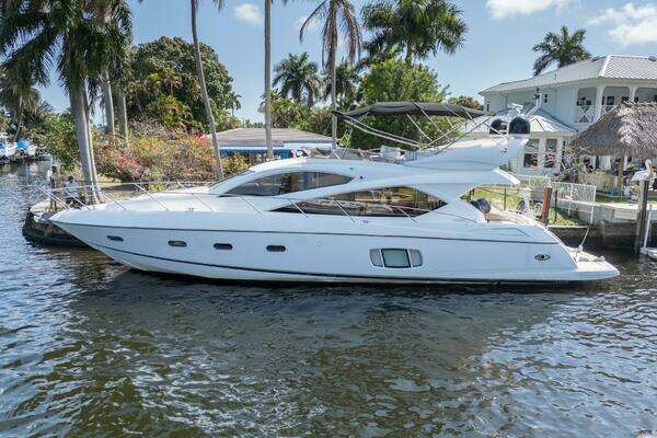 Picture Of: 2009 Sunseeker 60 Manhattan Currency