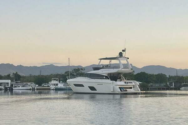 Picture Of: 2016 Ferretti Yachts 550 