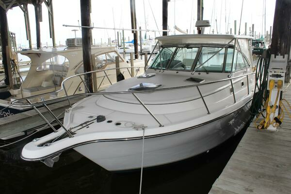 Picture Of: 2001 Pursuit 3400 Express Trinity