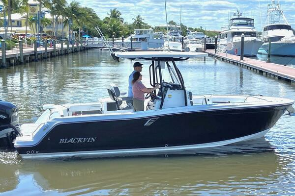 Picture Of: 2021 Blackfin 252 Maximum Desire 