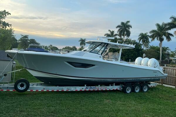 Picture Of: 2021 Pursuit S378 