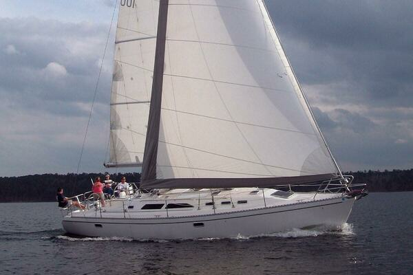 Picture Of: 1997 Catalina 400 Rendezvous