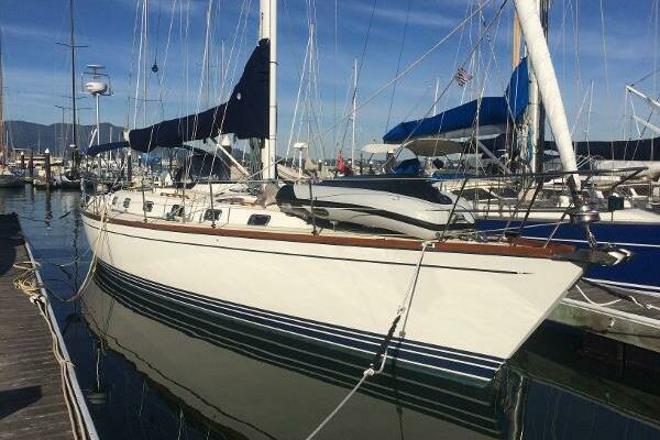 Picture Of: 1997 Tartan 4600 Green Rosetta