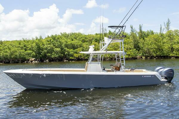 Picture Of: 2022 Contender 39ST 