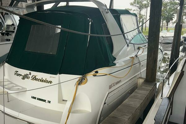 Picture Of: 1997 Cruisers Yachts 3575 