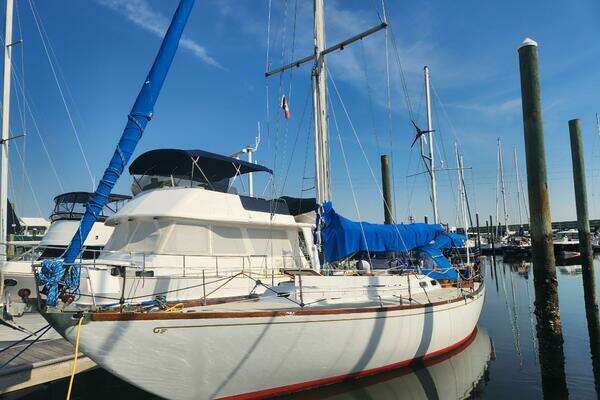 Picture Of: 1961 Hinckley Bermuda 40 Sabrina