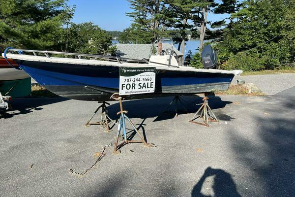 Picture Of: 1995 Wahoo Center Console 