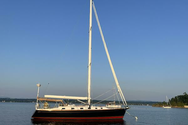 Picture Of: 2009 Tartan 4300 SAPPHIRE