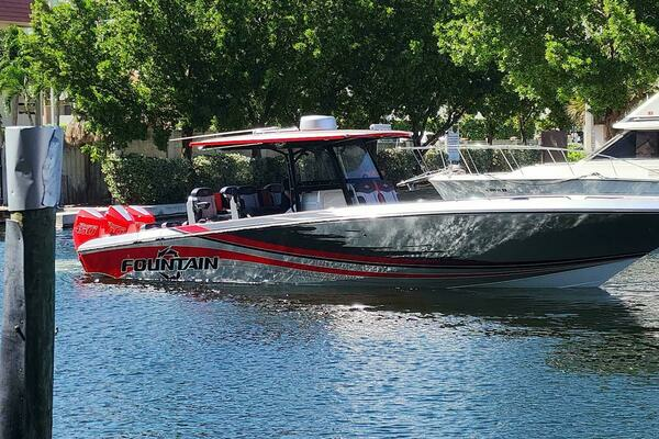 Picture Of: 2022 Fountain 38 SC 