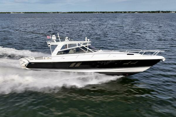 Picture Of: 2019 Intrepid 475 Sport Yacht 