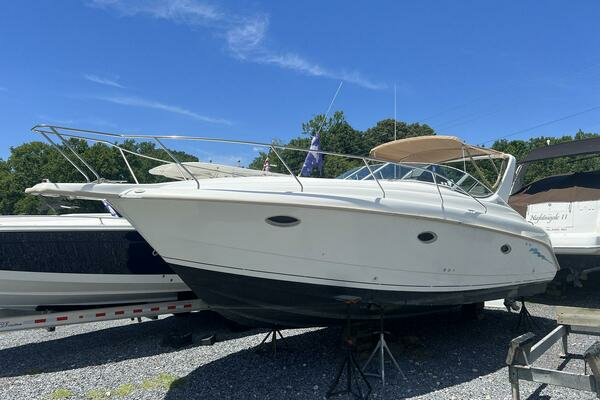 Picture Of: 1996 Silverton 310 Express Done Deal