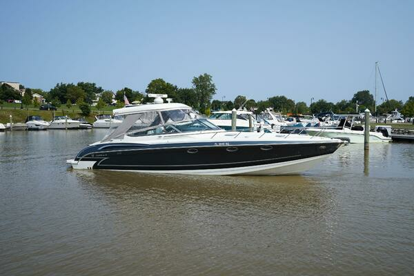 Picture Of: 2017 Formula 370 SS Have A Nice Life