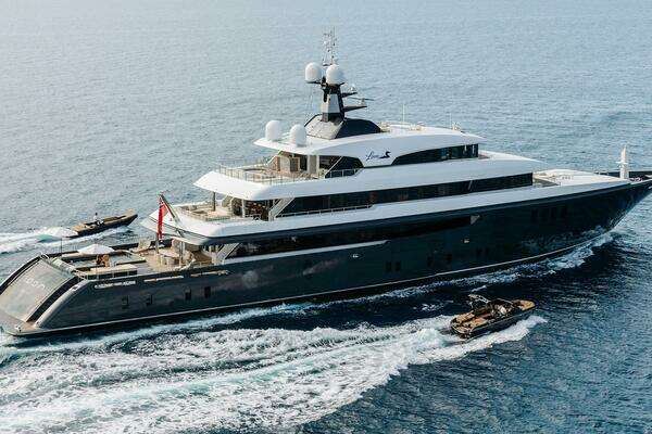 Picture Of: 2010 Icon  LOON