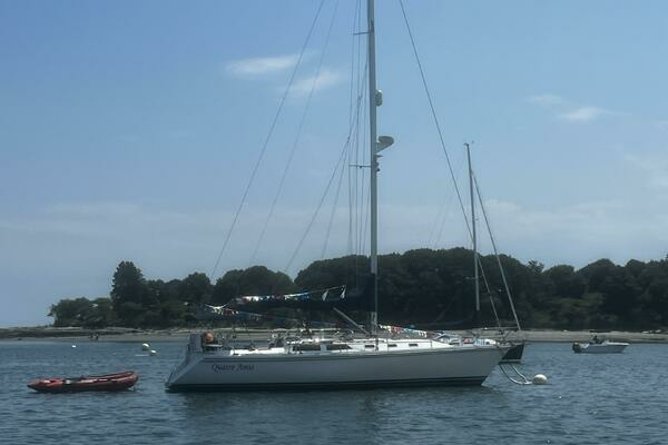 Picture Of: 1990 Catalina  QUATRE AMIS