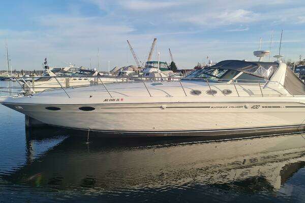 Picture Of: 1995 Sea Ray 400 Express 