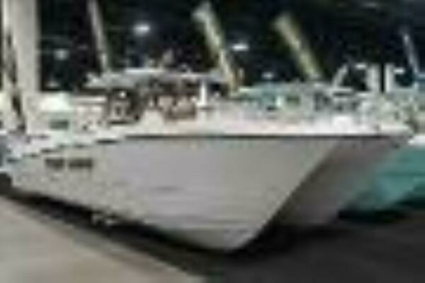 Picture Of: 2023 Twin Vee 340 GFX CC 