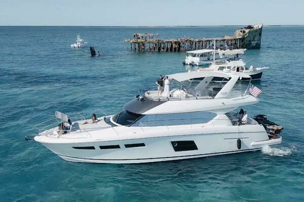Picture Of: 2013 Prestige 620 