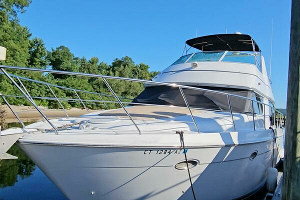 Picture Of: 2000 Carver 450 Voyager FRIENDSHIP