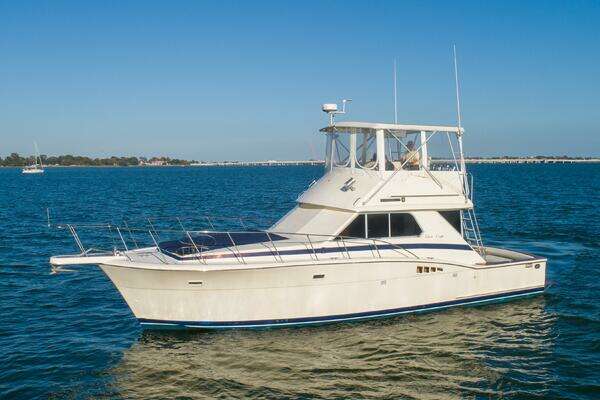 Picture Of: 1986 Chris-Craft Commander 422 KylieB 