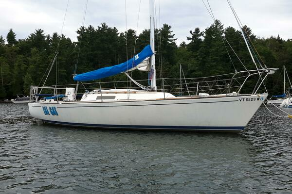 Picture Of: 1983 J Boats  FAT CAT