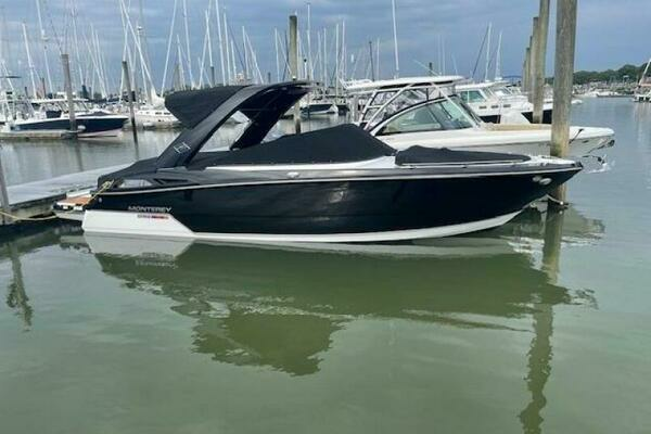 Picture Of: 2017 Monterey 278 SS 