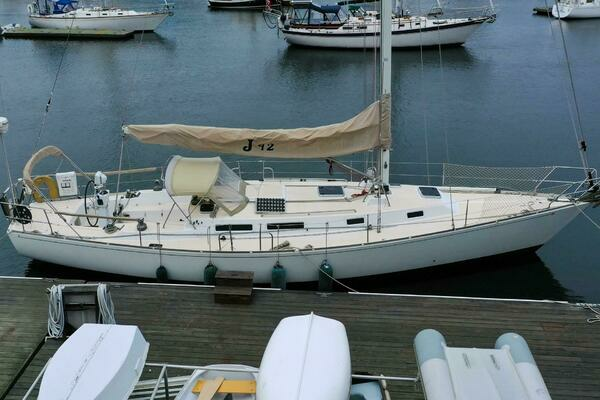 Picture Of: 2000 J Boats J/42 Canty